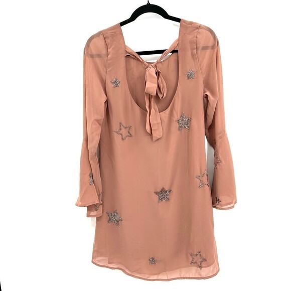 NWT CHASER Blush Pink Beaded Star Peplum Sleeve Open Back Mini Dress Size Medium - Picture 3 of 9